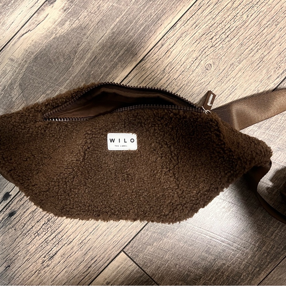 WILO Brown Crossbody Bag